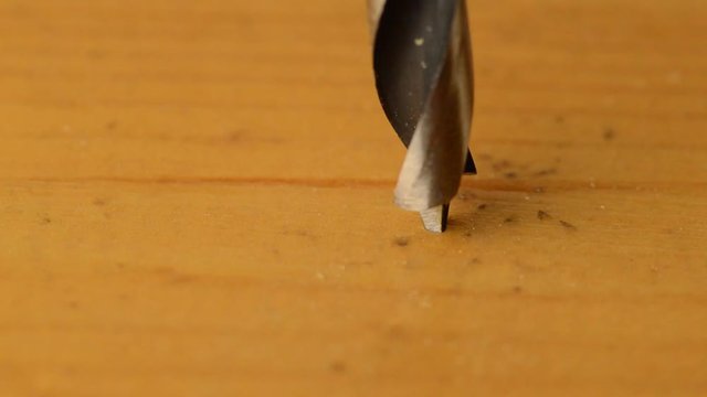 Holzbohrer langsames Bohren