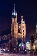 Fototapeta na wymiar St. Marys Basilica Cracow