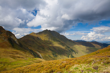 Obraz premium Ski resort in Tyrolean Alps in autumn, Austria