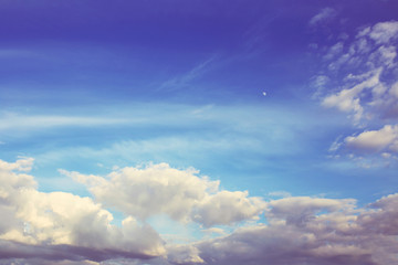 Obraz premium Blue sky background with white clouds. Clouds with blue sky. Clouds background. Sky print. Clouds print