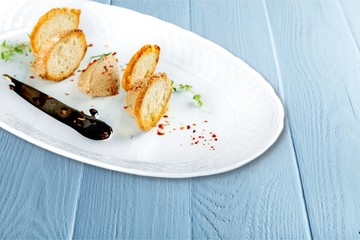 Pate.