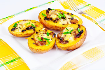 Potatoes Stuffed with Mushrooms and Cheese
