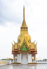 Obraz premium Watprongarkad temple in Chachoengsao province,Thailand 