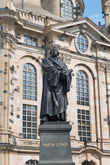 Statue des Martin Luther in Dresden 