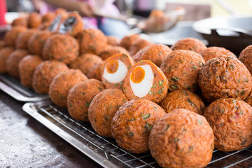Fried fish-paste balls