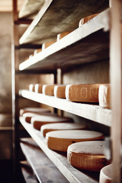 Cheese rack