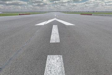 Arrow runway airport