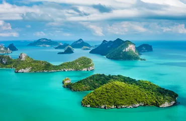 Abwaschbare Fototapete Insel Tropische Inselgruppe im Ang Thong National Marine Park.