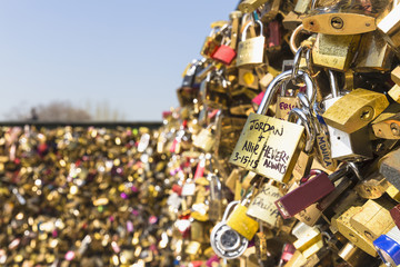 Love Locks, Pont Neuf, Quais de L'Horloge, Ile de la Cite, Paris, France