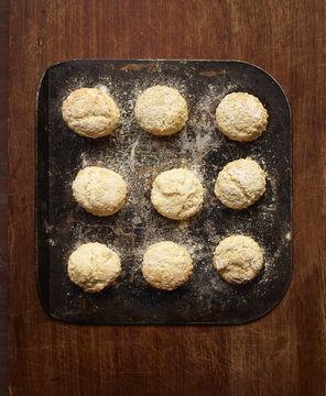 Overhead view of freshly baked scones on baking tray