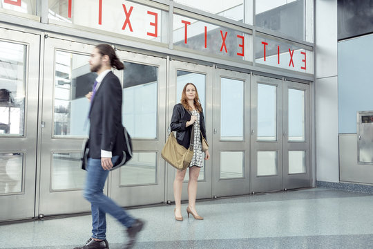 Business people commuting at rush hour