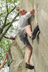 Herausforderung am Boulderfelsen