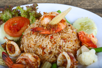 Fried rice with seafood