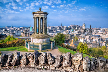 Edinburgh with Calton Hill in Scotland - obrazy, fototapety, plakaty