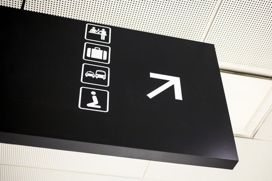 Airport Directional Arrow Sign