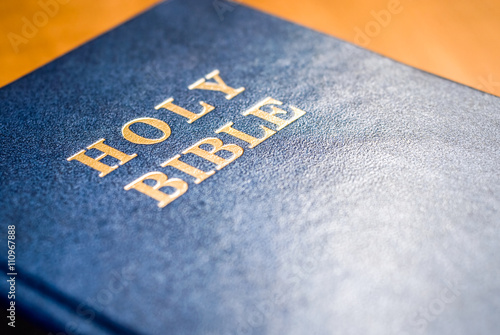 "Blue Holy Bible" photo libre de droits sur la banque d'images Fotolia