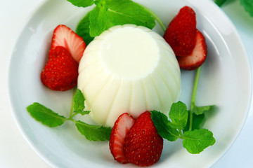  ブランマンジェ 