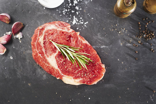 Sirloin steak, uncooked, close-up