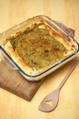 Torta salata di carciofi e piselli