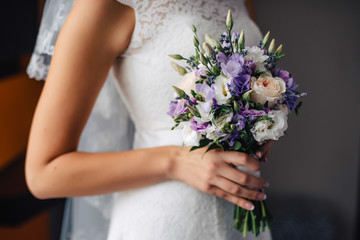 Obraz na płótnie Canvas the bride's bouquet