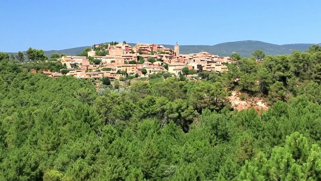 Roussillon et les collines du Lubéron