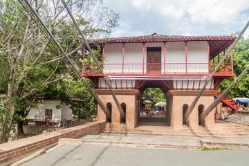 Obraz premium Suspension cables of Puente de Occidente (Western Bridge) in Santa Fe de Antioquia, Colombia