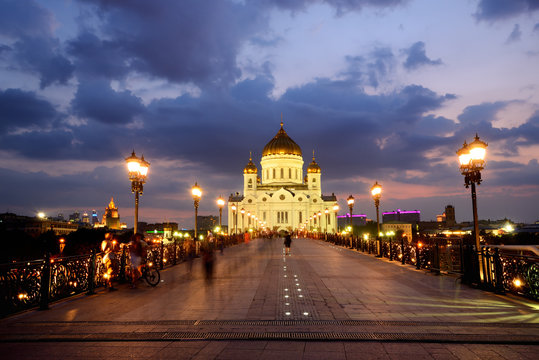 View of Cathedral of Christ the Saviour and Patriarshy Bridge at night, Moscow, Russia