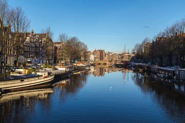 Obraz premium Waalseilandgracht Canal in Amsterdam