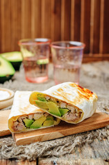 chicken avocado burritos