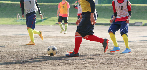 サッカー　フットボール © makieni