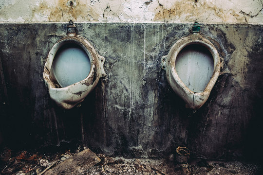 An old abandoned toilet