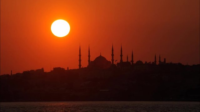 Istanbul in sunset timelapse- Istanbul time lapse