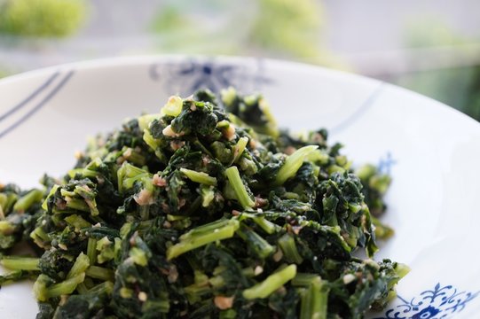 カブ菜の味噌炒め