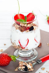 Yogurt with strawberries and granola