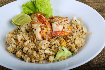Fried rice with shrimps