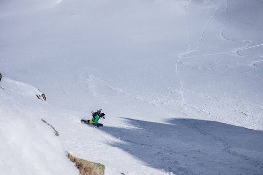 Freeriding in high mountains