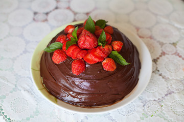 Chocolate cake with strawberries