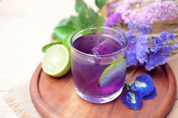 Butterfly pea with lime juice, cold drink