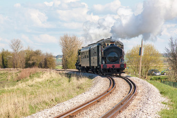 Locomotive à vapeur dans la campagne, monument historique, Baie de Somme, Picardie, France