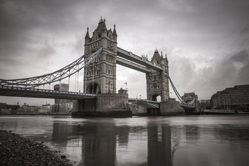 Fototapeta na wymiar The iconic Tower Bridge in the morning - vintage version - London, UK