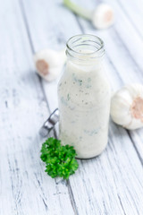 Garlic Sauce with some fresh Herbs