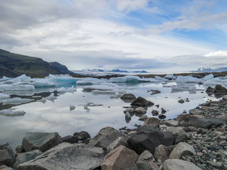 Fototapeta na wymiar Fjallsarlon Glacier Lagoon