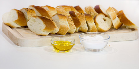 Bread with olive oil and salt