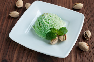 Green pistachio ice cream