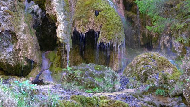 Schleierf&auml;lle in der Ammerschlucht in Bayern in Nahaufnahme