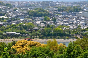 大吉山展望台から眺める宇治市の町並み