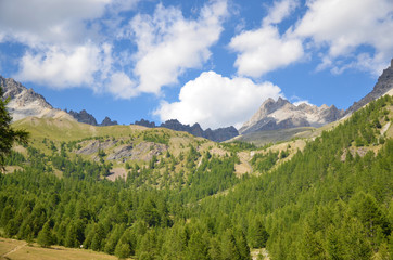 Fototapeta na wymiar Grand pic de Rochebrune (Hautes-Alpes)