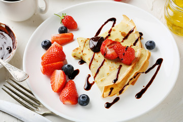 french crepe with berries