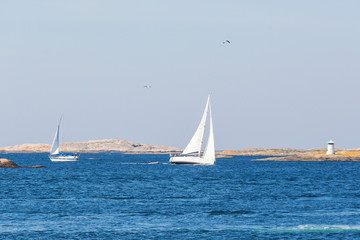 Fototapeta premium Sailing in rocky archipelago