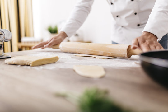 Koch,kochen,Nudelteig,Ravioli,Gastronomie,Teig,Frische